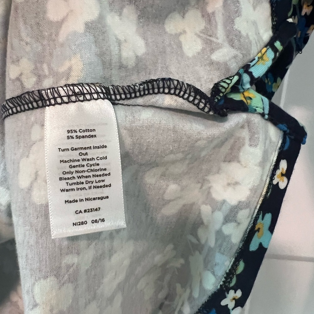 Talbots Navy Floral 3/4 Sleeve Top, Size XL - Picture 5 of 6